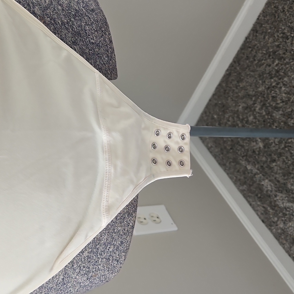 Shapermint Tummy Control Bodysuit - Picture 5 of 6